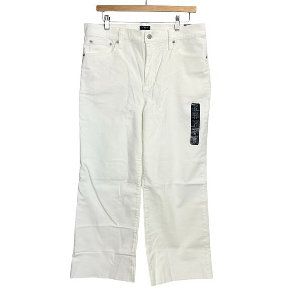 J.Crew Factory Wide Leg Cropped Jean in All-Day Stretch, in Seashell White - Picture 4 of 5